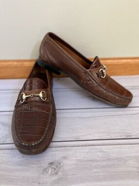 Men’s Sandro Moscoloni Pravda slip on croc print horse bit hardware loafer. 10